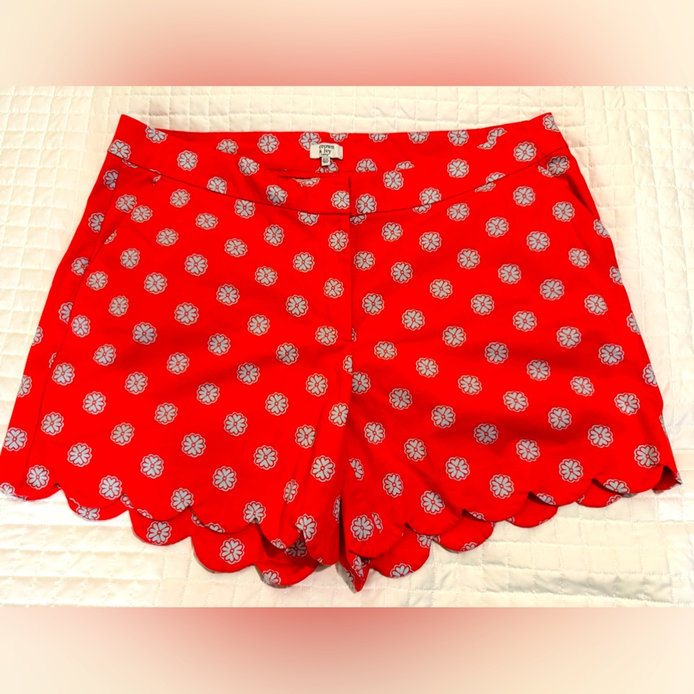 22W Crown & Ivy shorts.